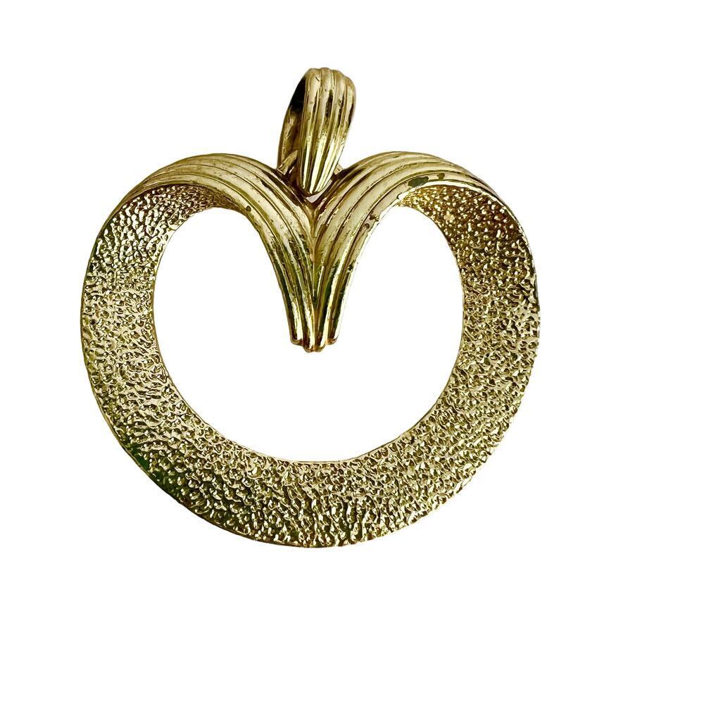 Signed Sarah Coventry Vintage Textured Gold Tone Heart Necklace Pendant